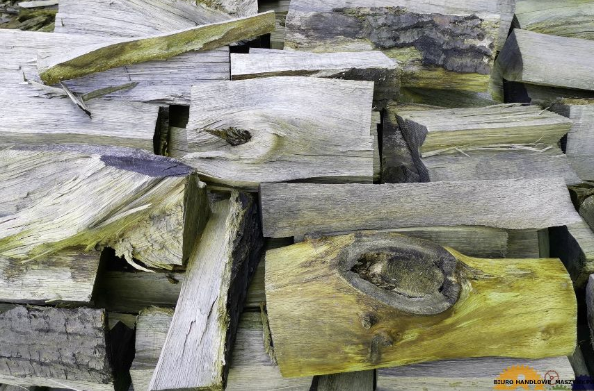 Pełna oferta łuparek stacjonarnych i ciągnikowych drewna opałowego produkcji firmy Bystroń
