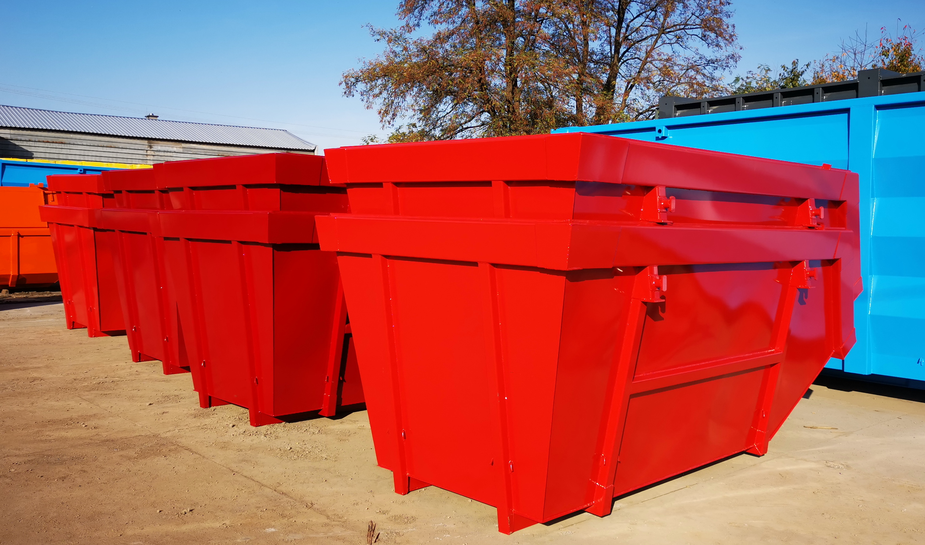 La société Torkonstal est un fabricant polonais de conteneurs et poubelles